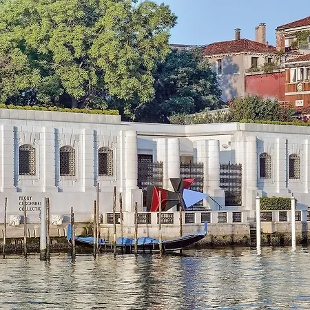 Peggy-Guggenheim Apartment Venice Exterior photo