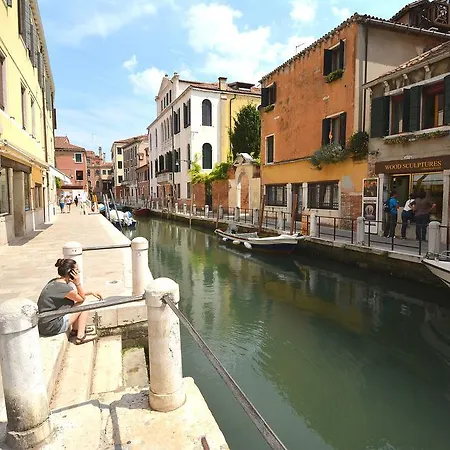 Peggy-Guggenheim Apartment Venice Exterior photo